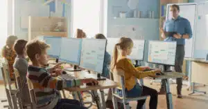 المقالات و الاخبار 6 مستقبل التعليم في ظل التحول الرقمي